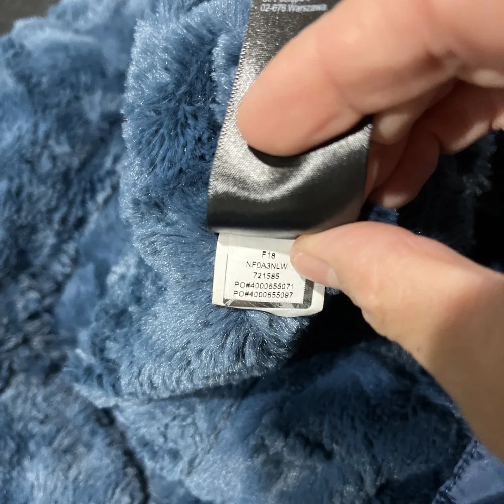 The North Face wrap your